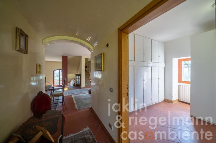 Image No.26-7 Bed Country House for sale
