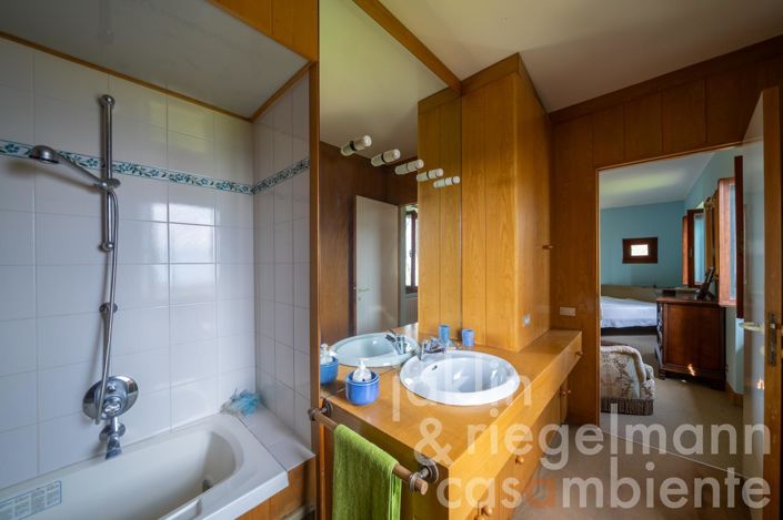 Image No.41-7 Bed Country House for sale