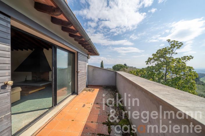 Image No.53-7 Bed Country House for sale