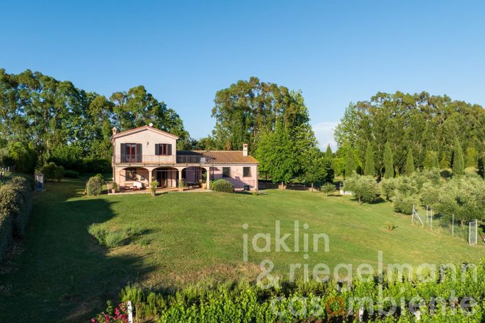 Image No.2-Villa de 5 chambres à vendre à Bracciano