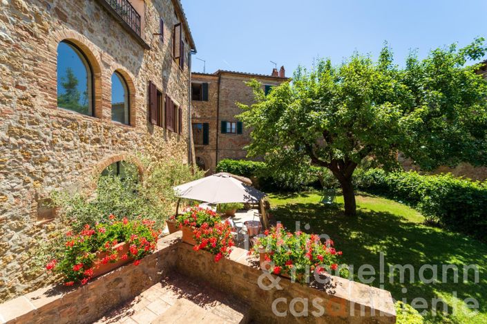 Image No.5-2 Bed Townhouse for sale