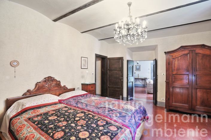 Image No.26-6 Bed Villa for sale