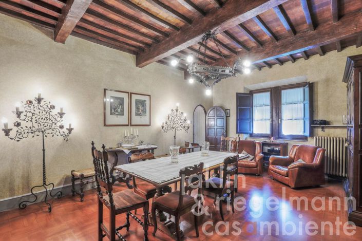 Image No.32-6 Bed Villa for sale