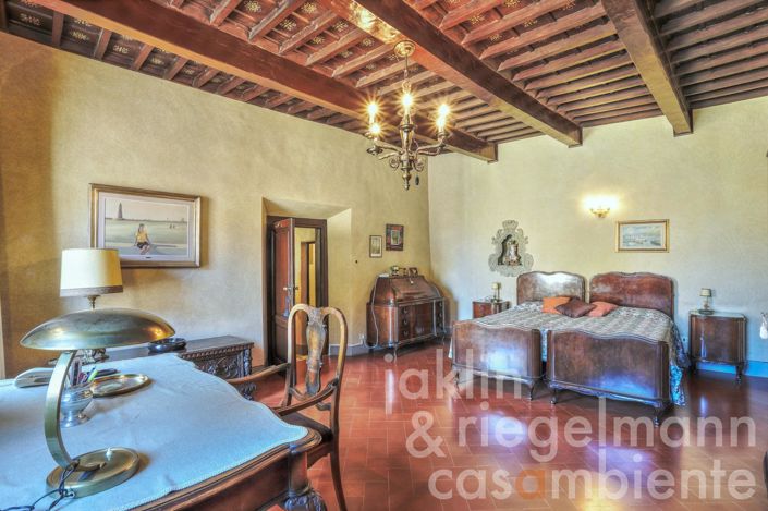 Image No.47-6 Bed Villa for sale
