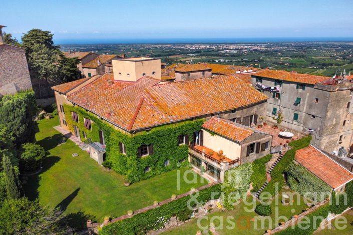 Image No.8-6 Bed Villa for sale