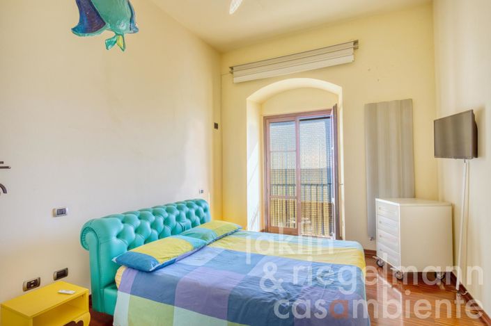 Image No.19-2 Bed Apartment for sale