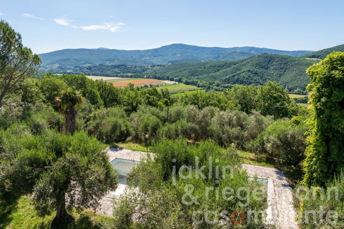 Image No.23-4 Bed Country House for sale