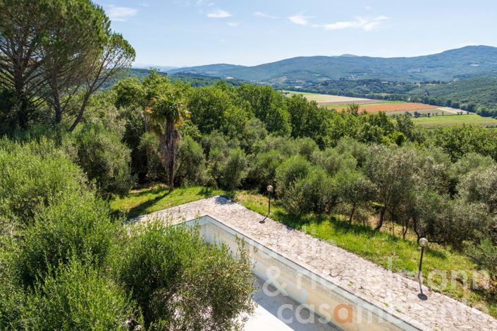 Image No.24-4 Bed Country House for sale