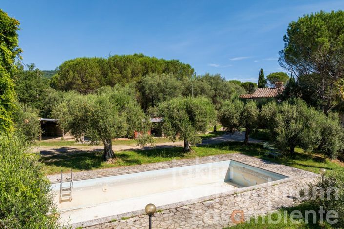 Image No.28-4 Bed Country House for sale