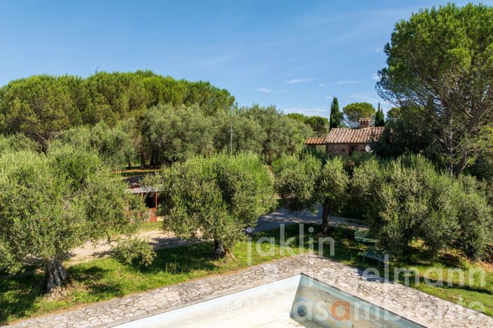 Image No.29-4 Bed Country House for sale