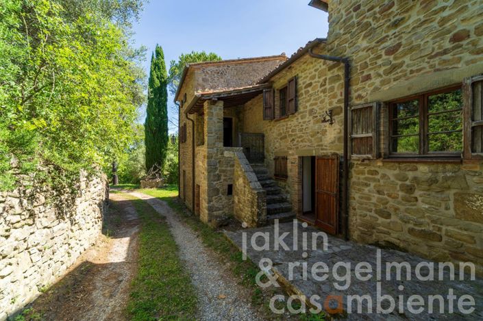Image No.33-4 Bed Country House for sale