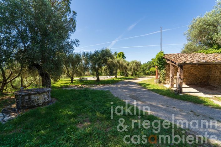 Image No.46-4 Bed Country House for sale
