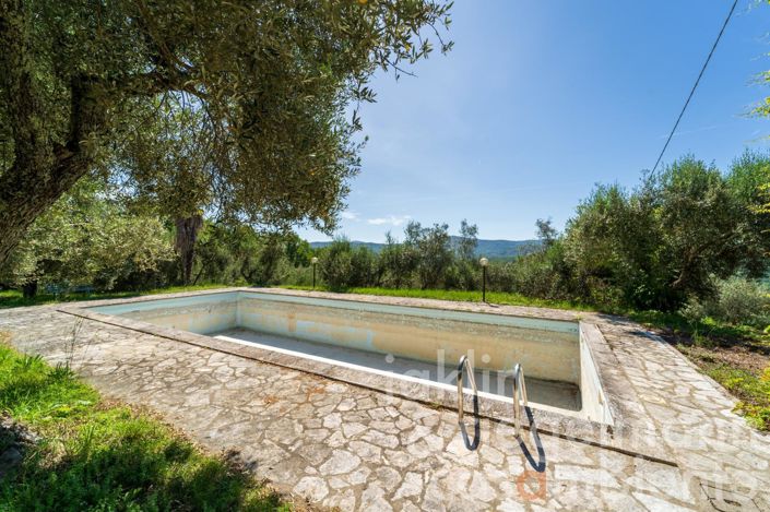 Image No.49-4 Bed Country House for sale