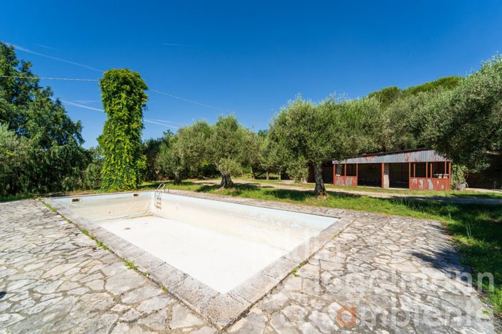 Image No.50-4 Bed Country House for sale