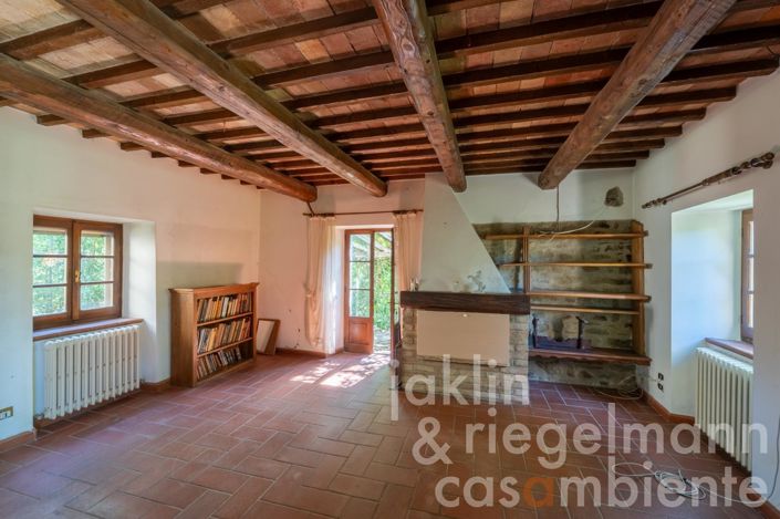 Image No.57-4 Bed Country House for sale