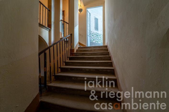 Image No.15-10 Bed Villa for sale