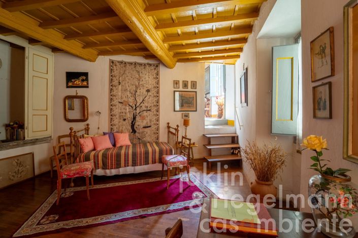 Image No.37-10 Bed Villa for sale