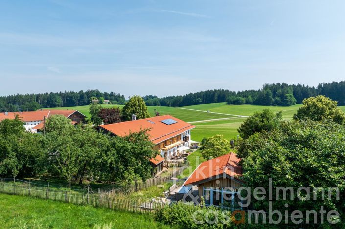 Image No.2-6 Bed Country House for sale
