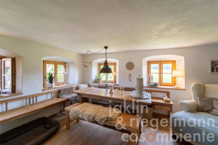 Image No.32-6 Bed Country House for sale