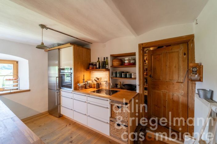 Image No.37-6 Bed Country House for sale