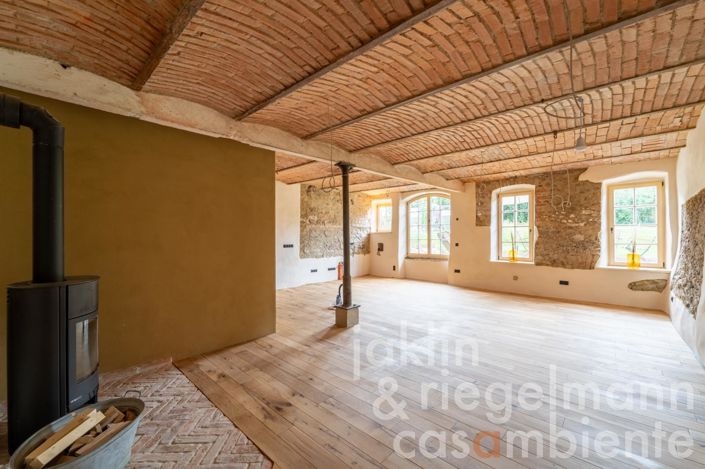 Image No.58-6 Bed Country House for sale