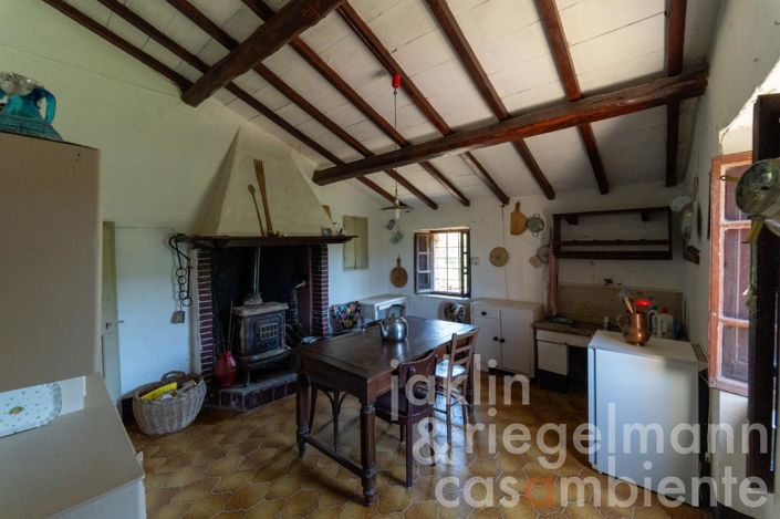Image No.17-Maison de campagne de 4 chambres à vendre à Bettona