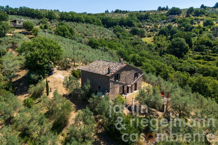Image No.6-Maison de campagne de 4 chambres à vendre à Bettona
