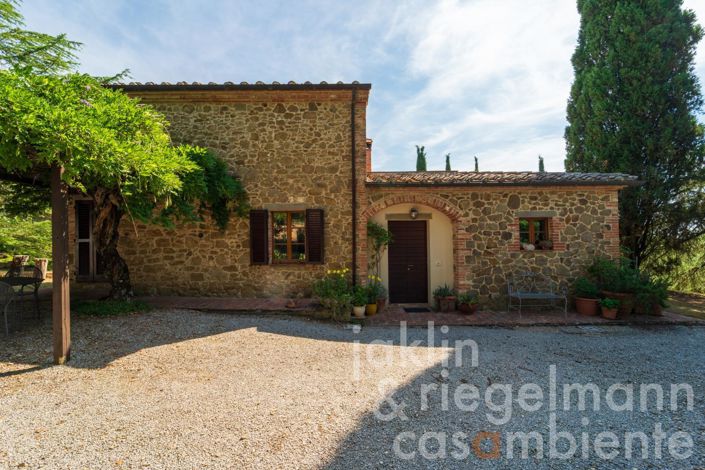 Image No.26-3 Bed Country House for sale