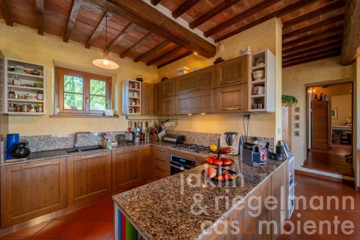 Image No.40-3 Bed Country House for sale