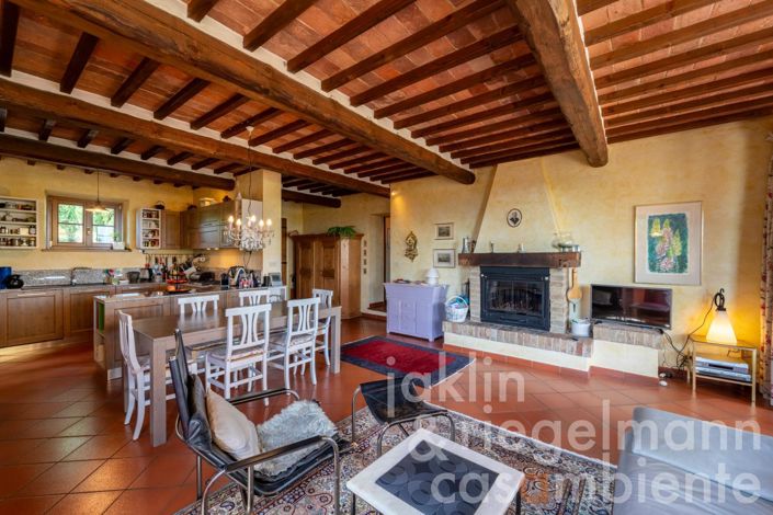 Image No.42-3 Bed Country House for sale