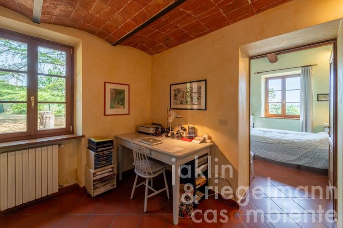 Image No.48-3 Bed Country House for sale