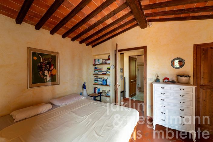 Image No.58-3 Bed Country House for sale