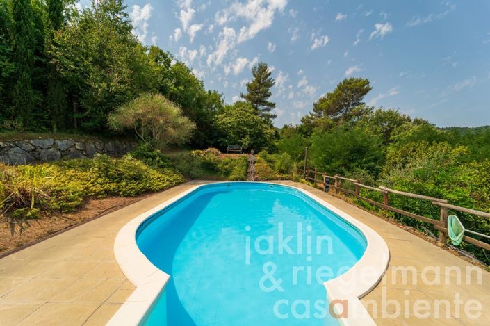 Image No.2-1 Bed Country House for sale