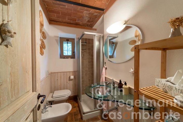 Image No.33-1 Bed Country House for sale