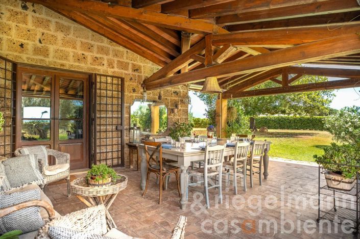 Image No.16-6 Bed Country House for sale