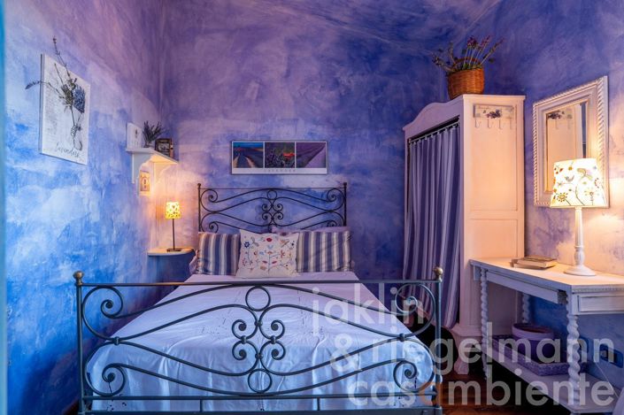 Image No.38-6 Bed Country House for sale
