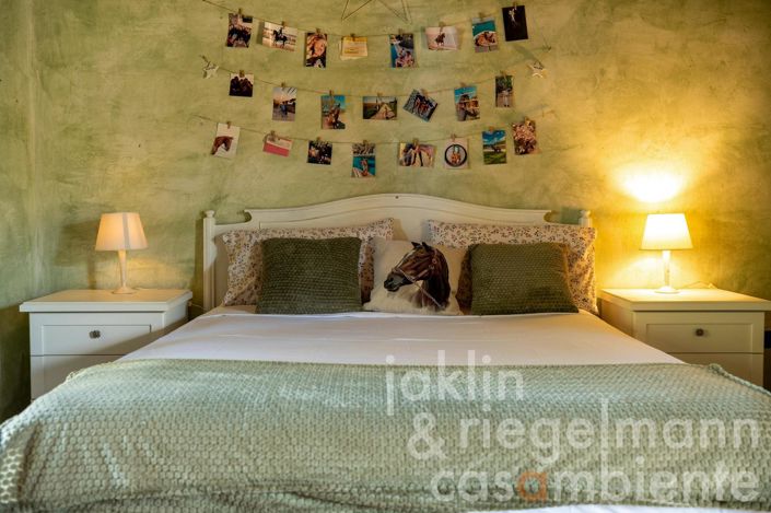 Image No.40-6 Bed Country House for sale