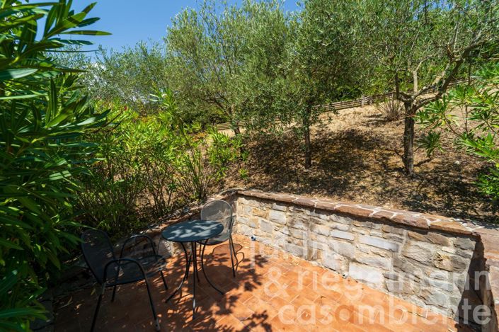 Image No.15-3 Bed Country House for sale