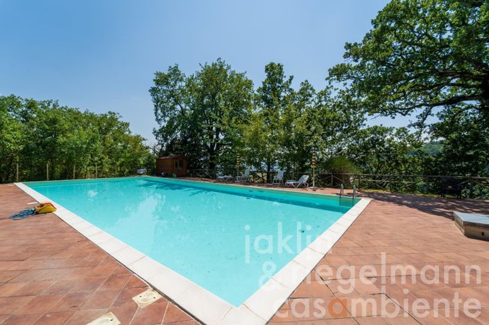 Image No.19-3 Bed Country House for sale