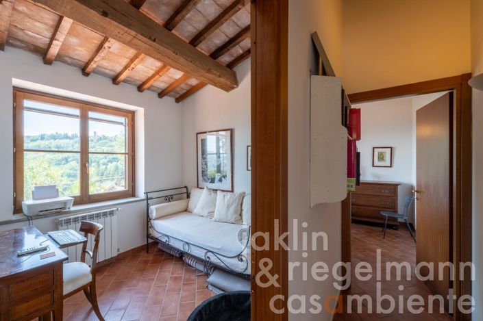 Image No.27-3 Bed Country House for sale