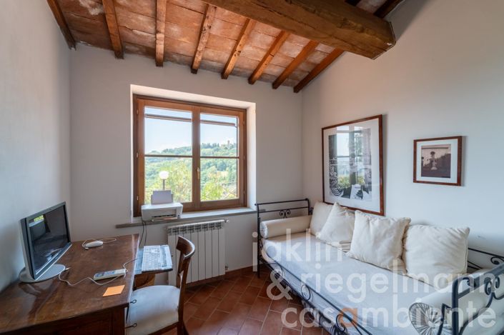 Image No.28-3 Bed Country House for sale