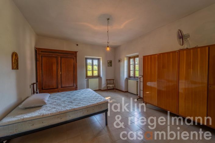 Image No.45-9 Bed Country House for sale