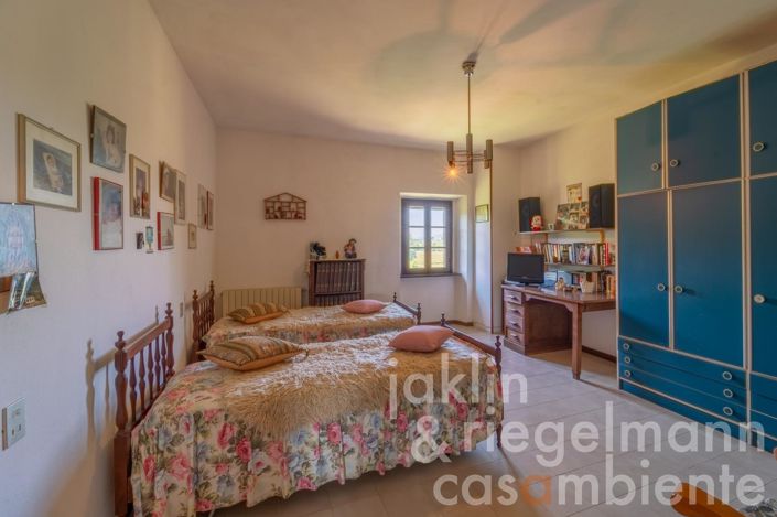 Image No.47-9 Bed Country House for sale