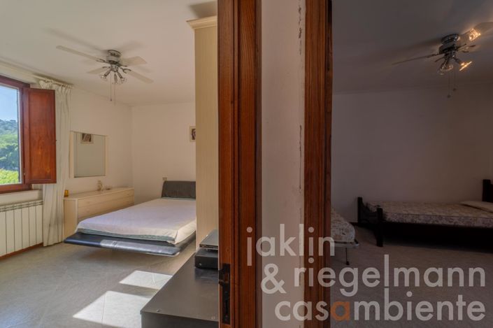 Image No.57-9 Bed Country House for sale