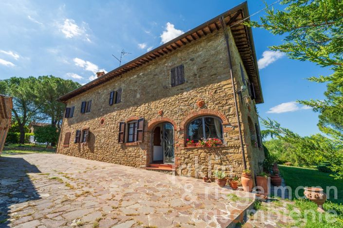 Image No.6-9 Bed Country House for sale