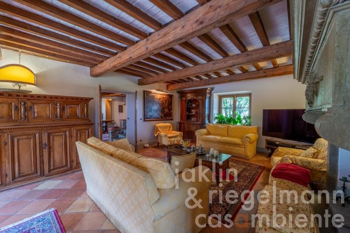 Image No.23-6 Bed Country House for sale