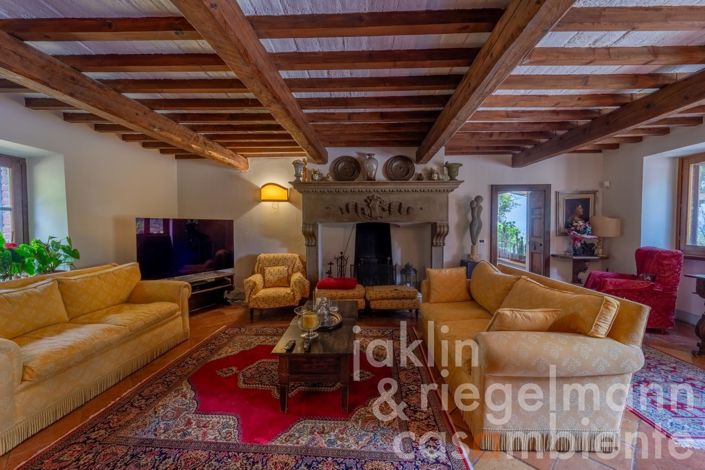 Image No.24-6 Bed Country House for sale