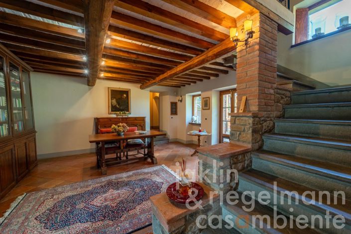 Image No.25-6 Bed Country House for sale