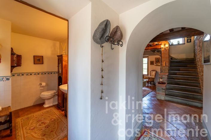 Image No.27-6 Bed Country House for sale