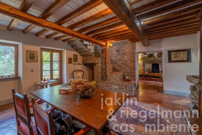 Image No.28-6 Bed Country House for sale